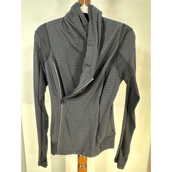 lululemon athletica Jackets & Blazers - Lululemon Bhakti Yoga Asymmetrical Double Zip Jacket Gray Heather Women's Sz 6